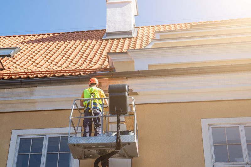 painting exterior trim